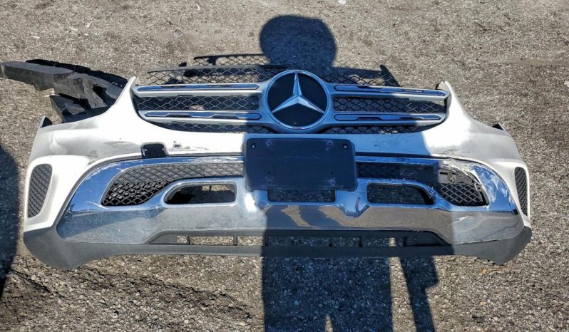 
								Mercedes-Benz GLC-Class full									