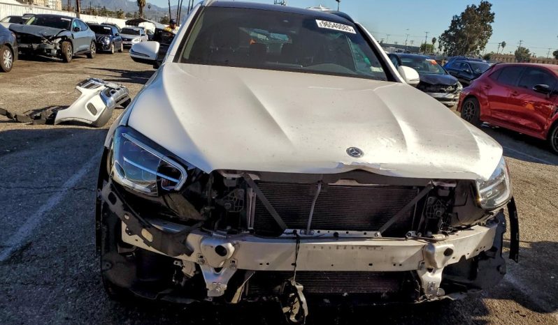 
								Mercedes-Benz GLC-Class full									