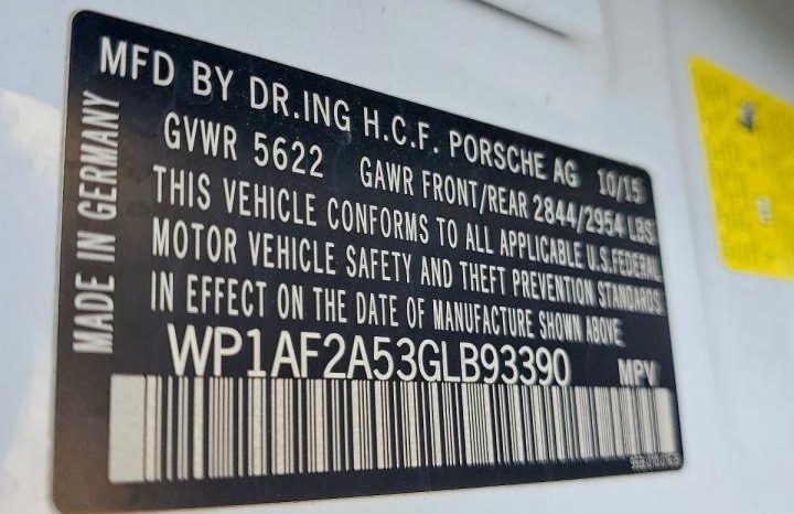 
								2016 Porsche Macan full									