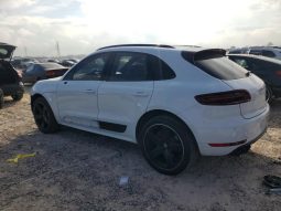 
										2016 Porsche Macan full									