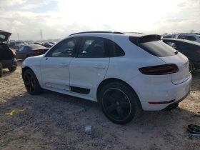 2016 Porsche Macan