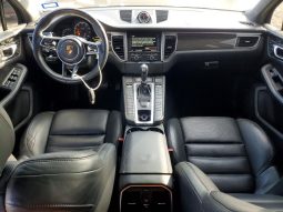 
										2016 Porsche Macan full									