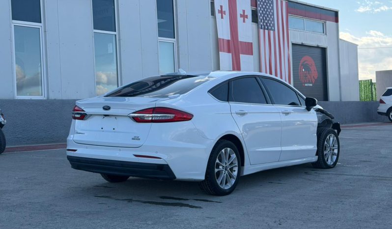 
								2019 Ford Fusion full									