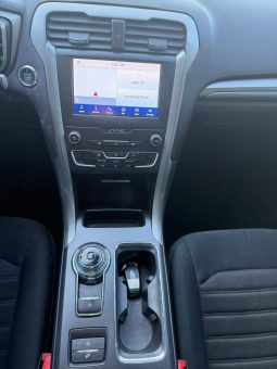
										2019 Ford Fusion full									