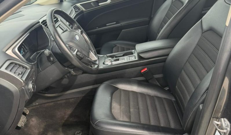 
								2017 Ford Fusion full									