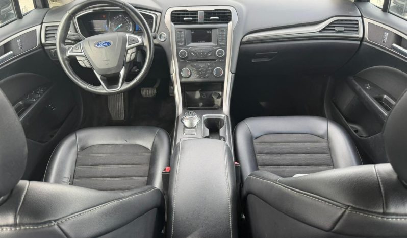 
								2017 Ford Fusion full									