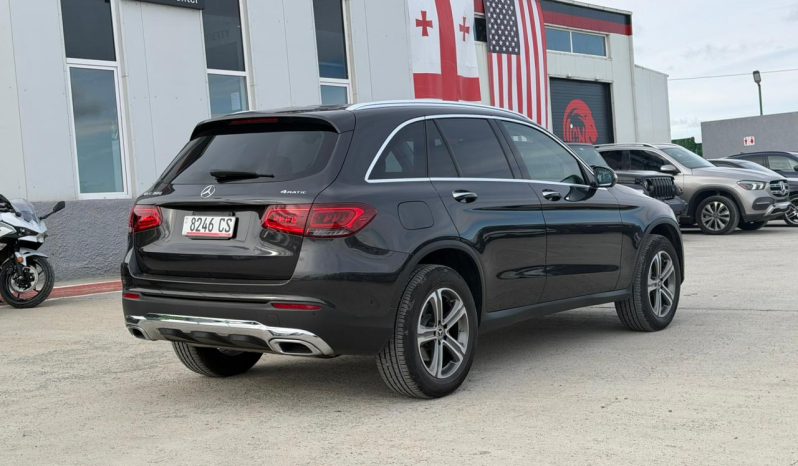 
								2022 Mercedes-Benz GLC-Class full									