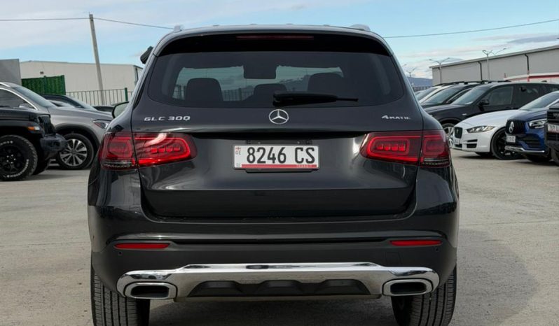 
								2022 Mercedes-Benz GLC-Class full									