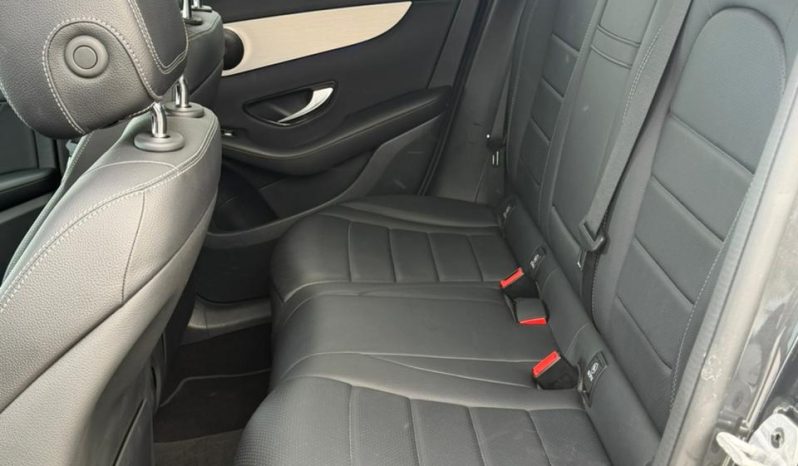 
								2022 Mercedes-Benz GLC-Class full									