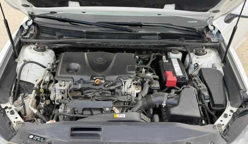 
								2019 Toyota Camry full									