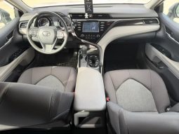 
										2019 Toyota Camry full									