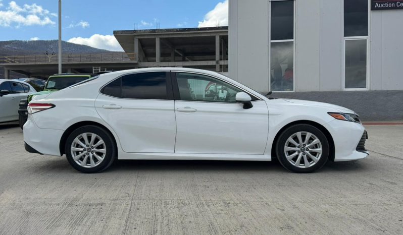 
								2019 Toyota Camry full									