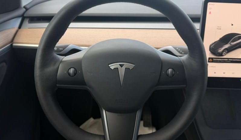 
								2023 Tesla MODEL Y full									