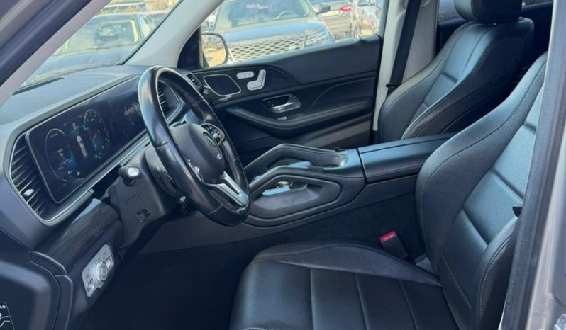 
								Mercedes-Benz GLE-Class full									