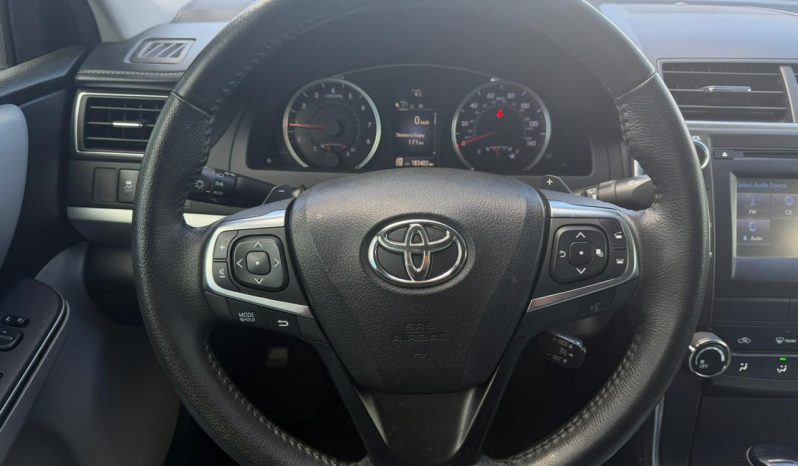 
								2016 Toyota Camry full									