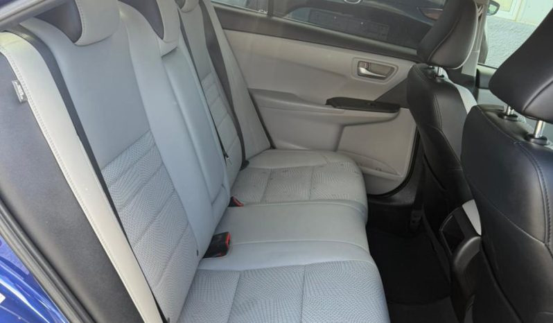 
								2016 Toyota Camry full									