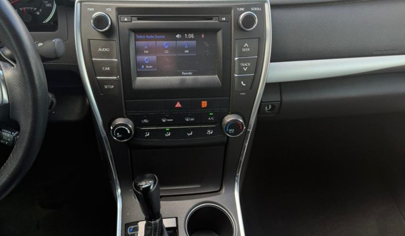 
								2016 Toyota Camry full									