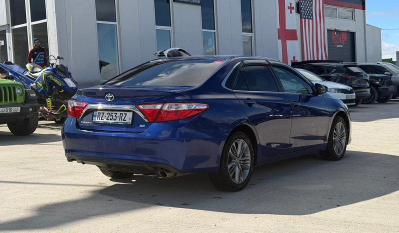 
								2016 Toyota Camry full									