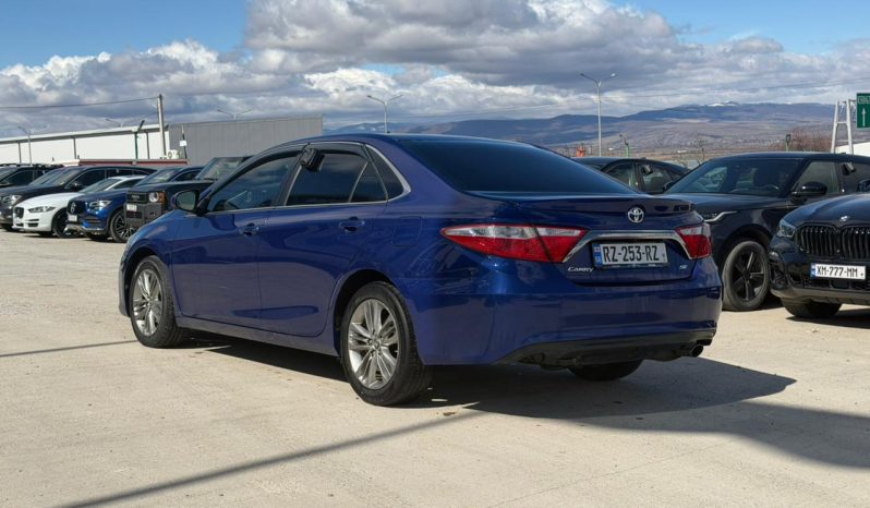 
								2016 Toyota Camry full									