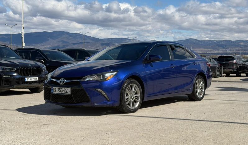 
								2016 Toyota Camry full									