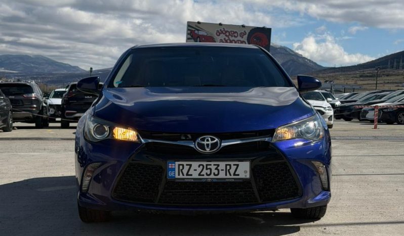 
								2016 Toyota Camry full									