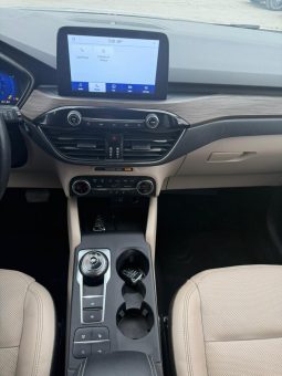 
										2020 Ford Escape full									