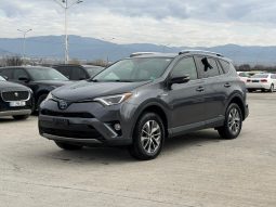 
										TOYOTA RAV4 full									