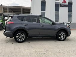
										TOYOTA RAV4 full									