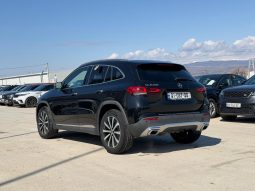 
										Mercedes-Benz GLA-Class, 250 full									