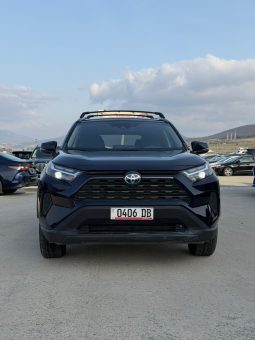 
										2022 Toyota RAV4, Hybrid Xle full									