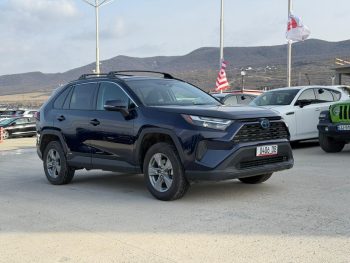 2022 Toyota RAV4, Hybrid Xle