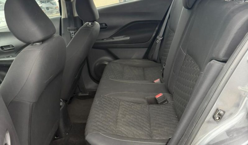 
								2021 Nissan Kicks, S Xtronic Cvt full									