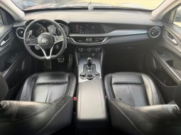 
										2017 Alfa Romeo Stelvio full									