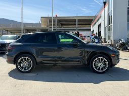 
										2017 Porsche Macan full									