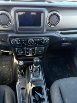 
										JEEP WRANGLER full									