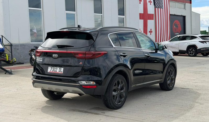 
								2020 KIA Sportage full									