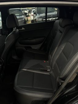 
										2020 KIA Sportage full									