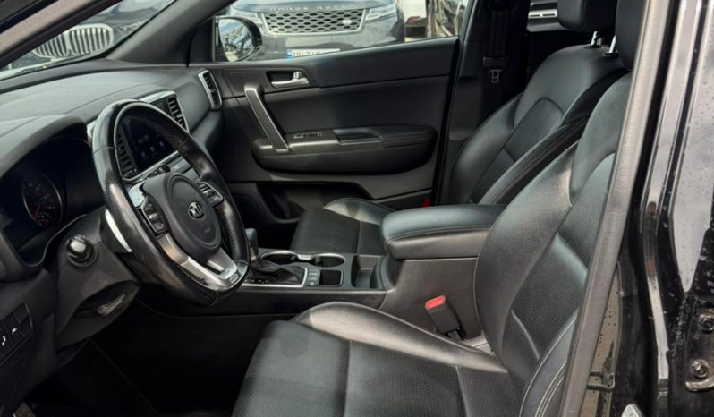 
								2020 KIA Sportage full									