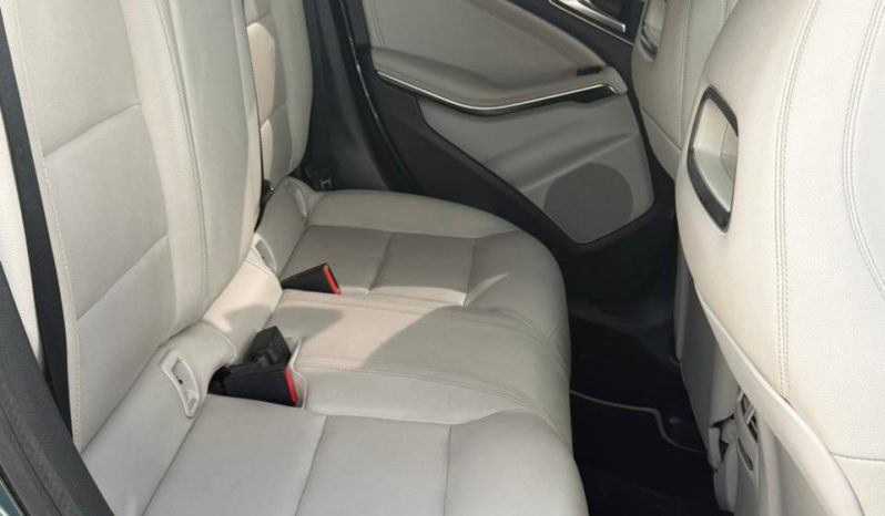 
								2013 Mercedes-Benz CLA-Class, 250 full									