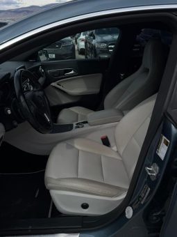 
										2013 Mercedes-Benz CLA-Class, 250 full									