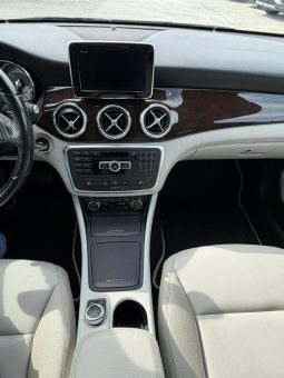 
										2013 Mercedes-Benz CLA-Class, 250 full									