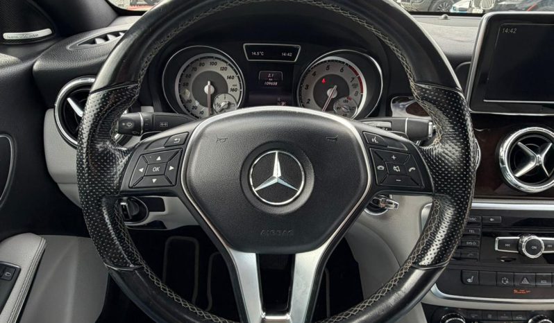 
								2013 Mercedes-Benz CLA-Class, 250 full									