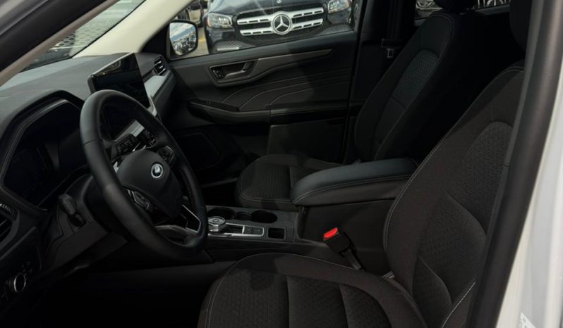 
								2025 Ford Escape, Active full									