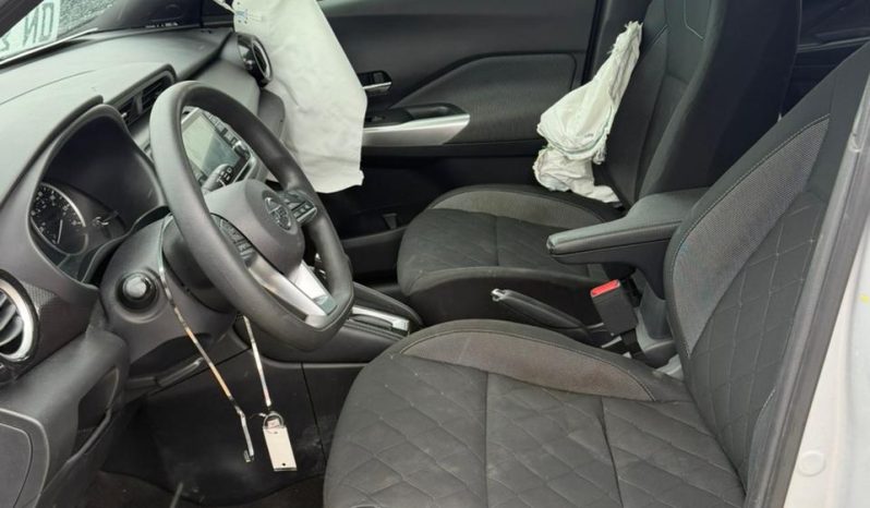 
								NISSAN KICKS full									