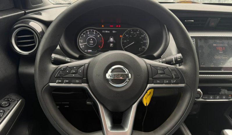 
								NISSAN KICKS full									