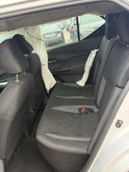 
										NISSAN KICKS full									