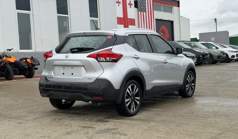 
								NISSAN KICKS full									