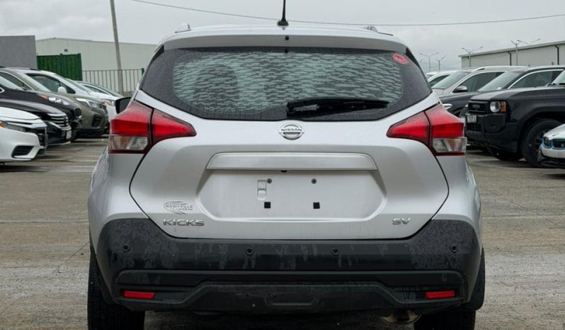 
								NISSAN KICKS full									