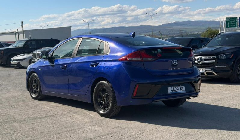 
								HYUNDAI IONIQ full									