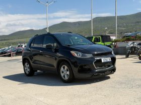 CHEVROLET TRAX